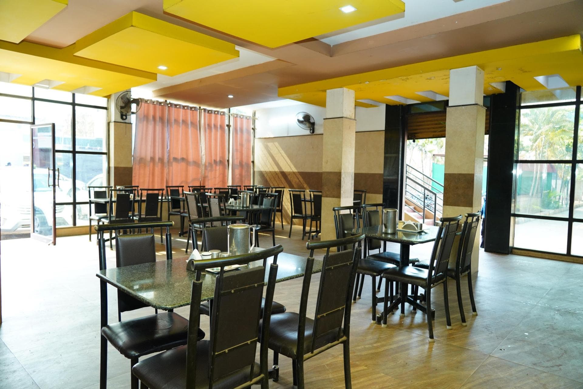 Restaurant at Hotel Sree Vijayalakshmi
